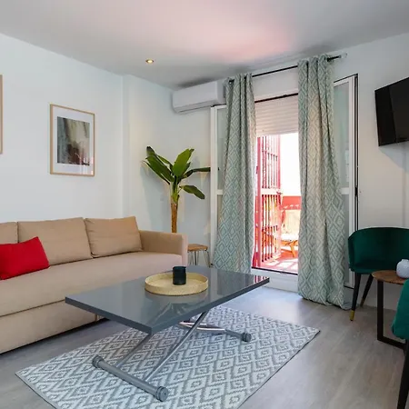 Atico De Franceses By Cadiz4rentals *