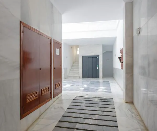 Atico De Franceses By Cadiz4rentals