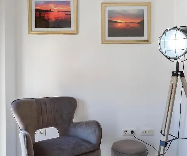 Atico De Franceses By Cadiz4rentals