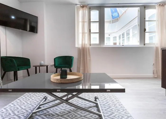 Atico De Franceses By Cadiz4rentals شقة *