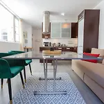 Atico De Franceses By Cadiz4rentals